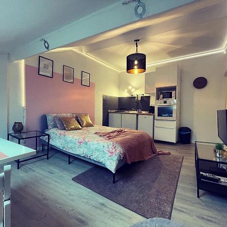La Garde Studio Atypique Le Rocher, Climatisation, Belle Decoration Bagian luar foto